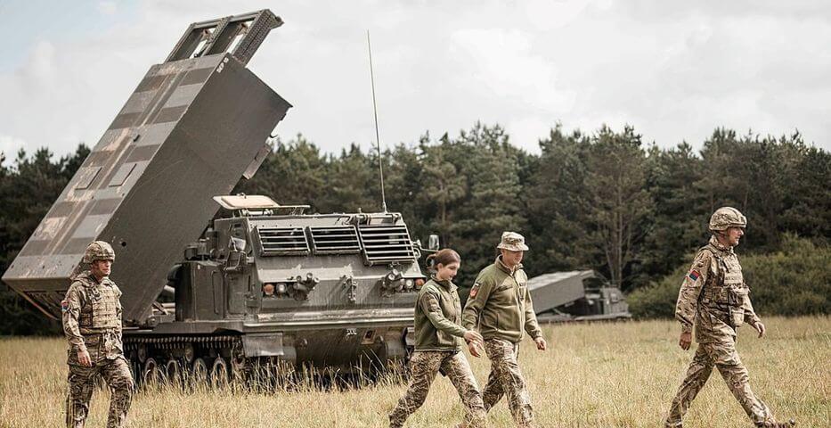 M270 Arrive from Great Britain