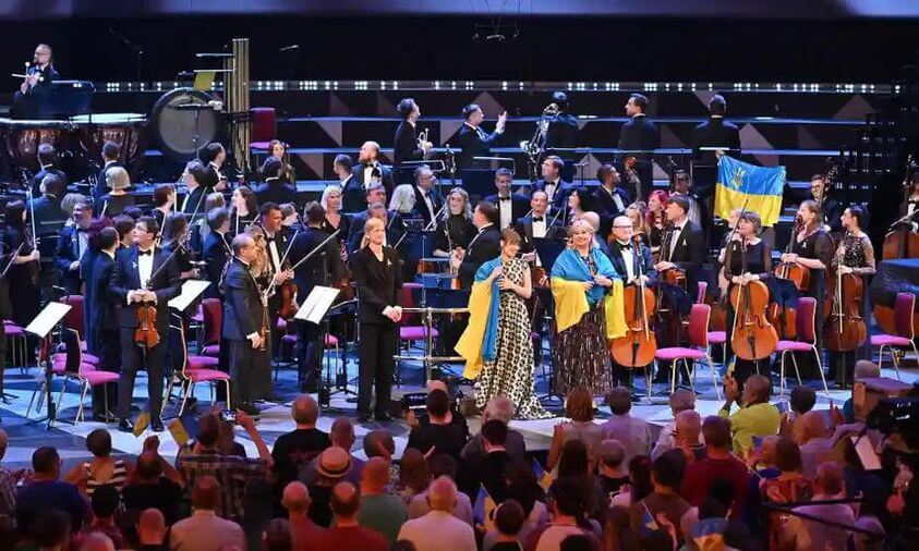 Ukrainian Freedom Orchestra in London: Tears and Cheers